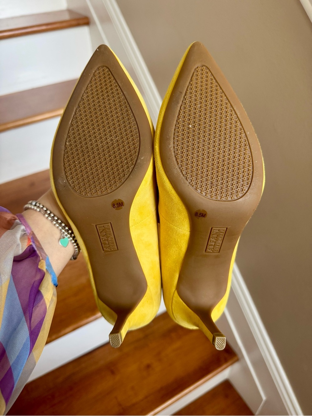 Alfani Stepflex Yellow Suede Pointed Toe Pumps – Size 8.5M - Picture 5 of 12